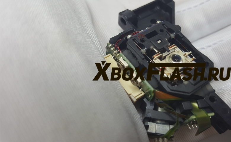 Ремонт привода xbox 360 undefined. Регулировка лазера Xbox 360.